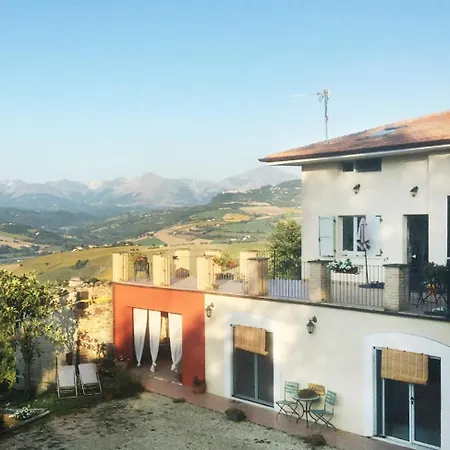 èlpari Bed & Breakfast *